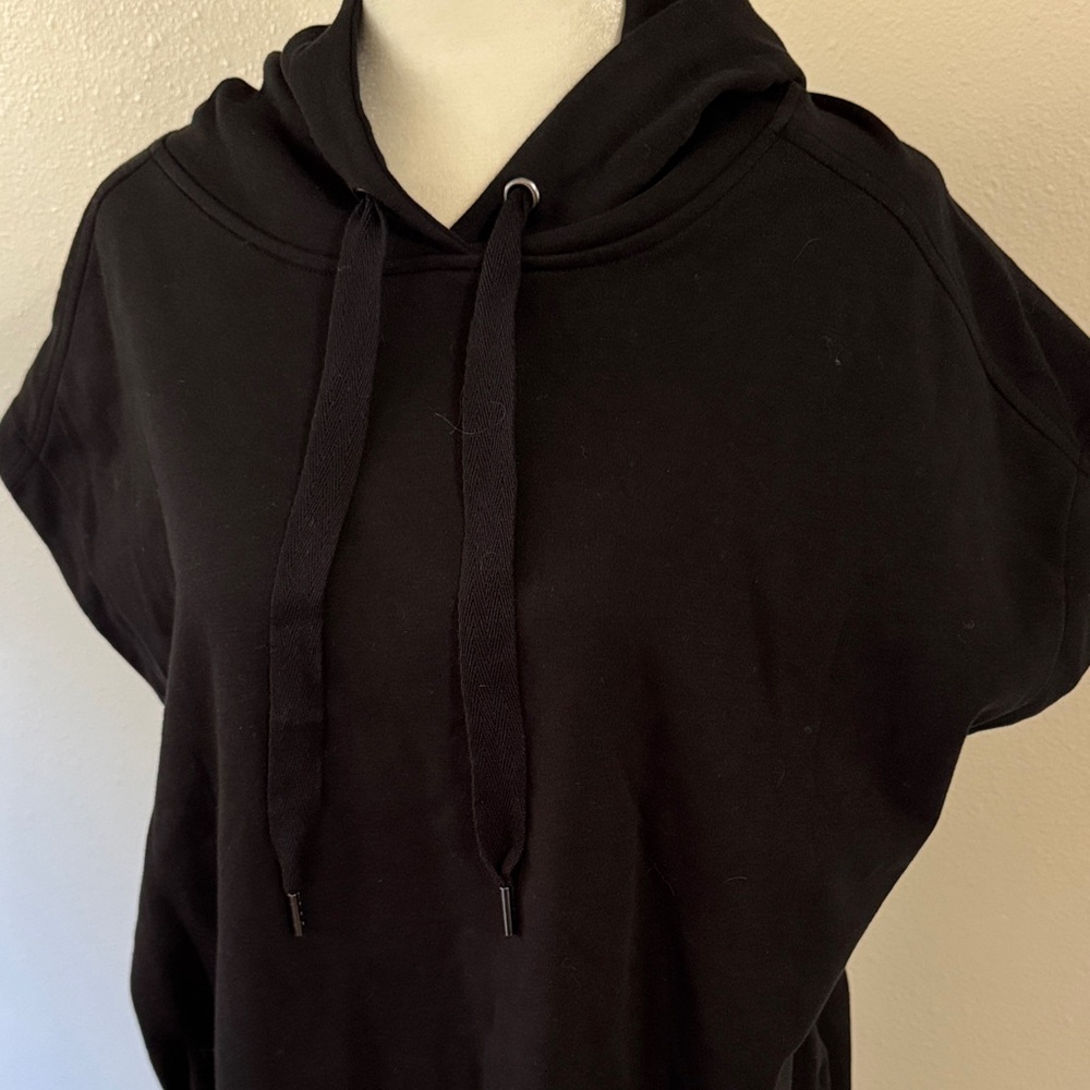 Banana Republic Black Sleeveless Hoodie - Picture 3 of 6